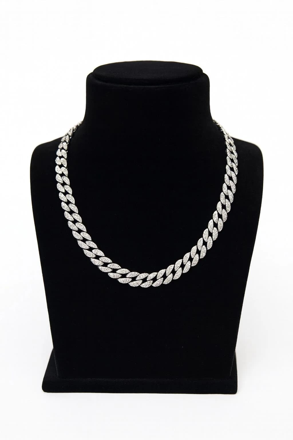 Men's Cuban Neckpiece