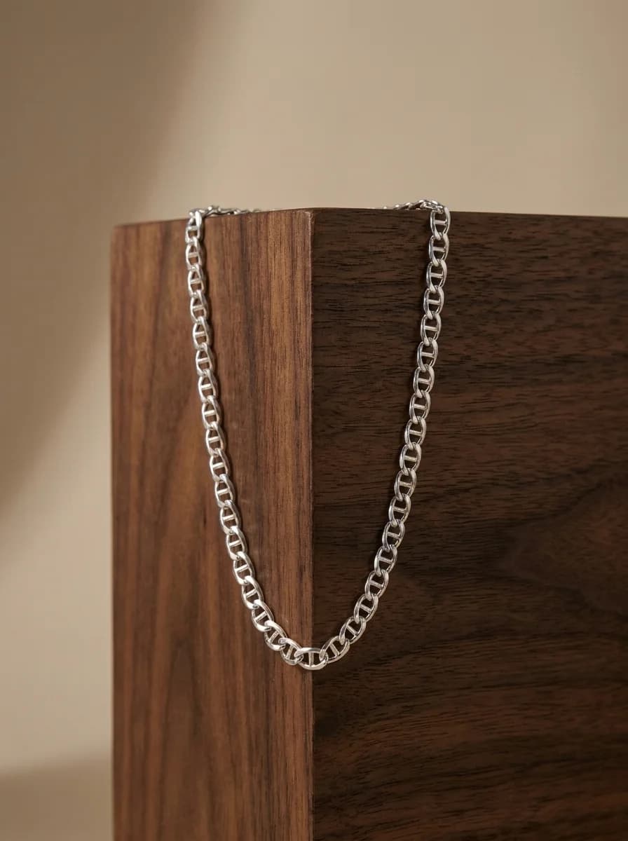 Modern Silver Link Chain Necklace