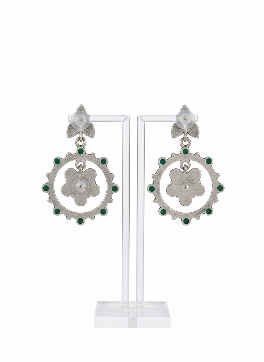 Chimesgreenandsilver-tonedfloraloxidizeddropearrings