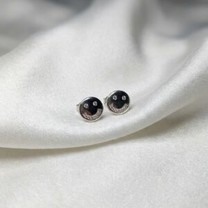Cute Smiley Face Stud Earrings