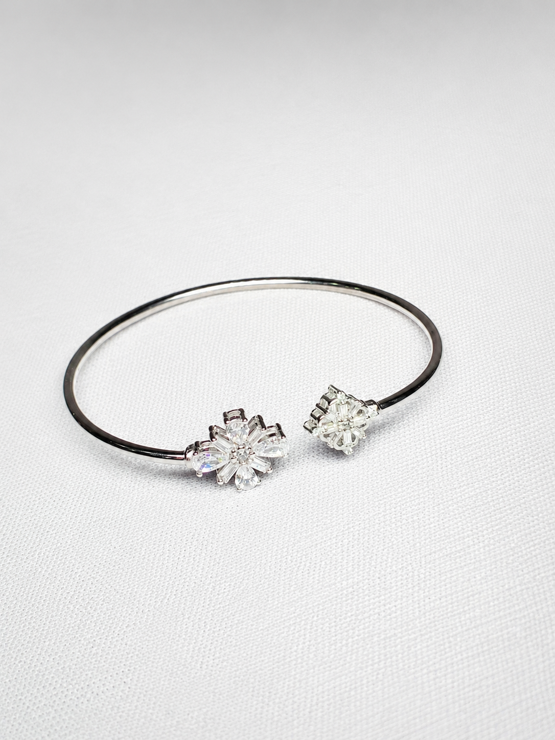 Elegant Floral Crystal Open Bracelet
